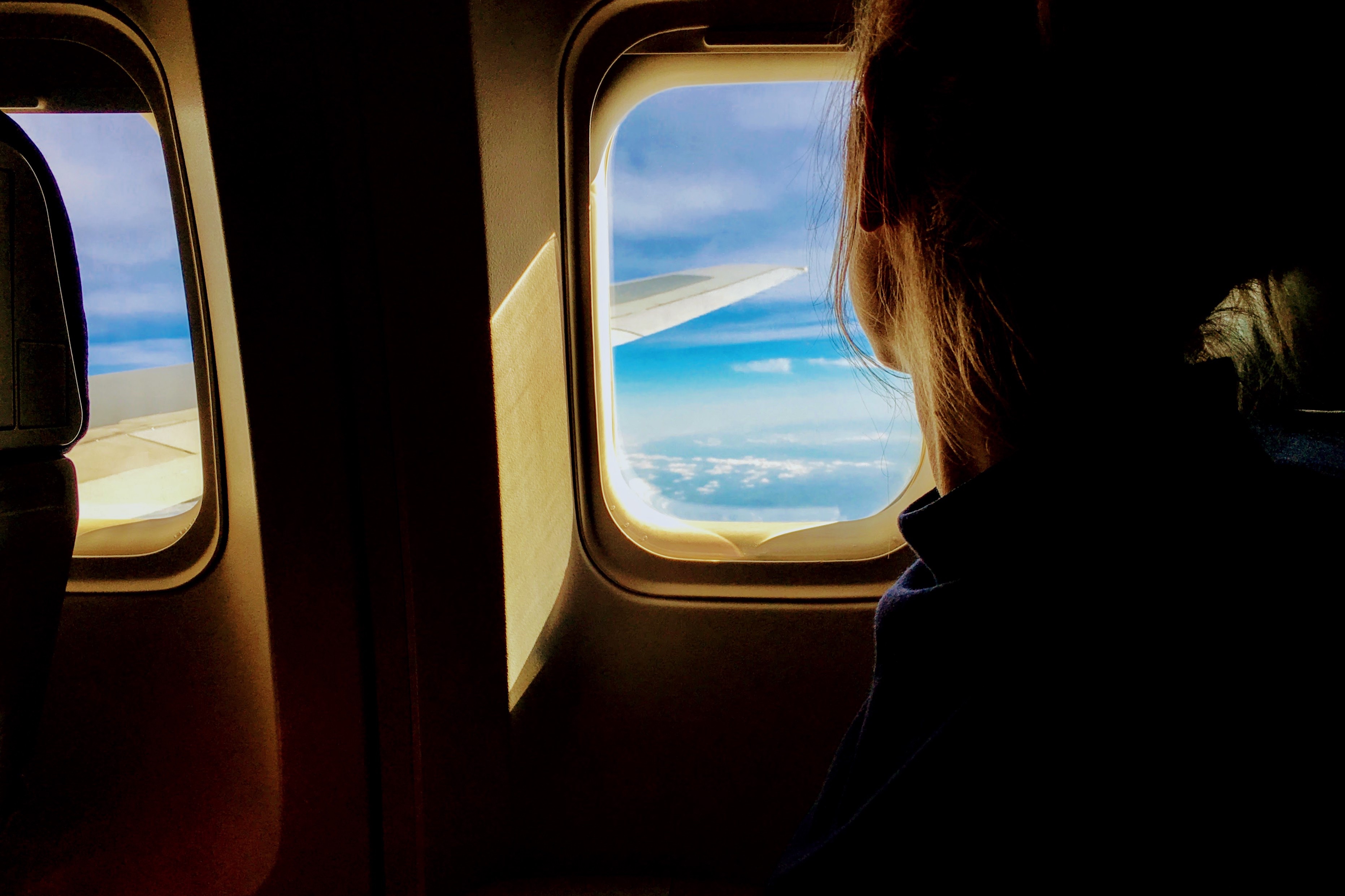5 travel hacks to get you the cheapest flight possible